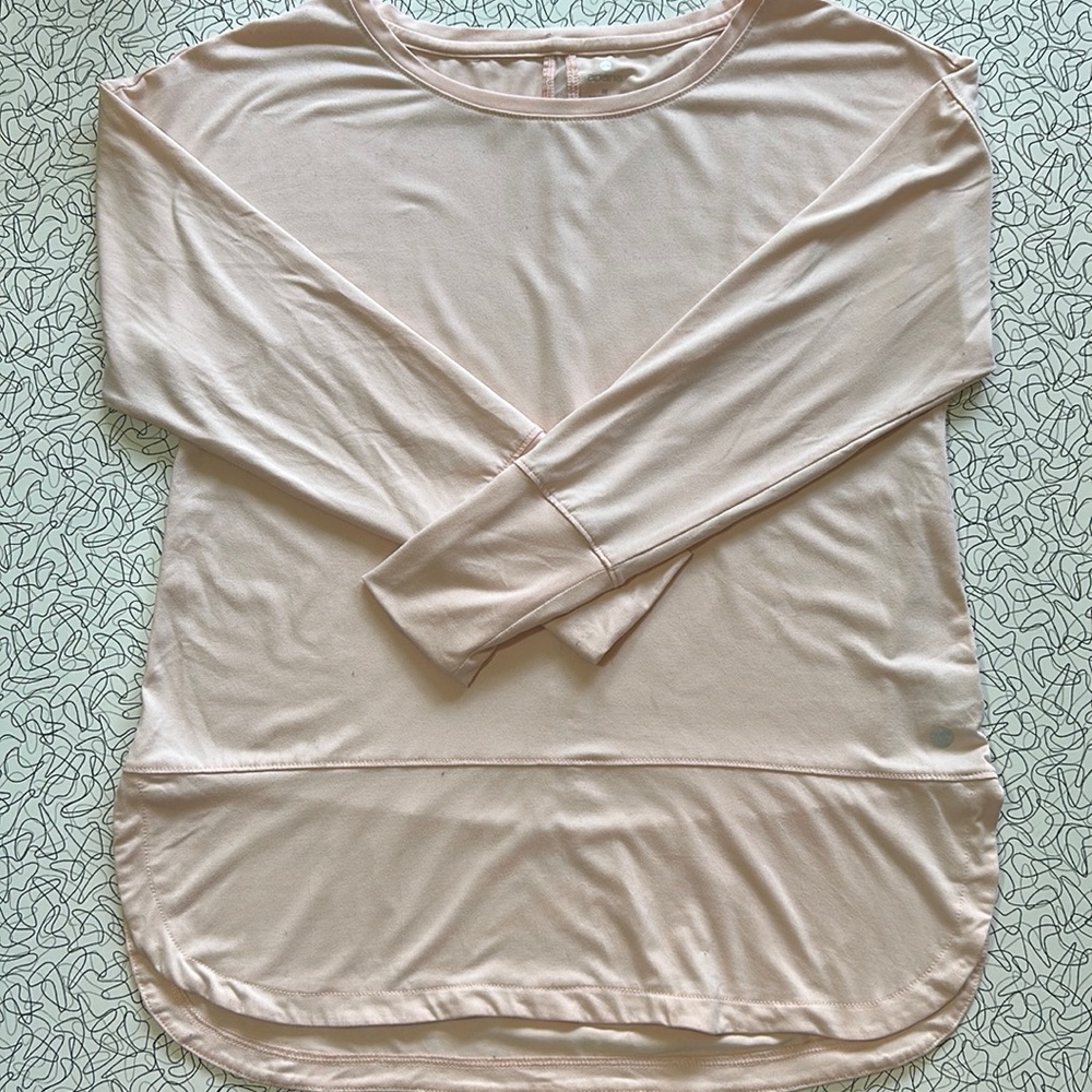 Apana lightweight, breathable light pink long sleeve shirt. Size Medium